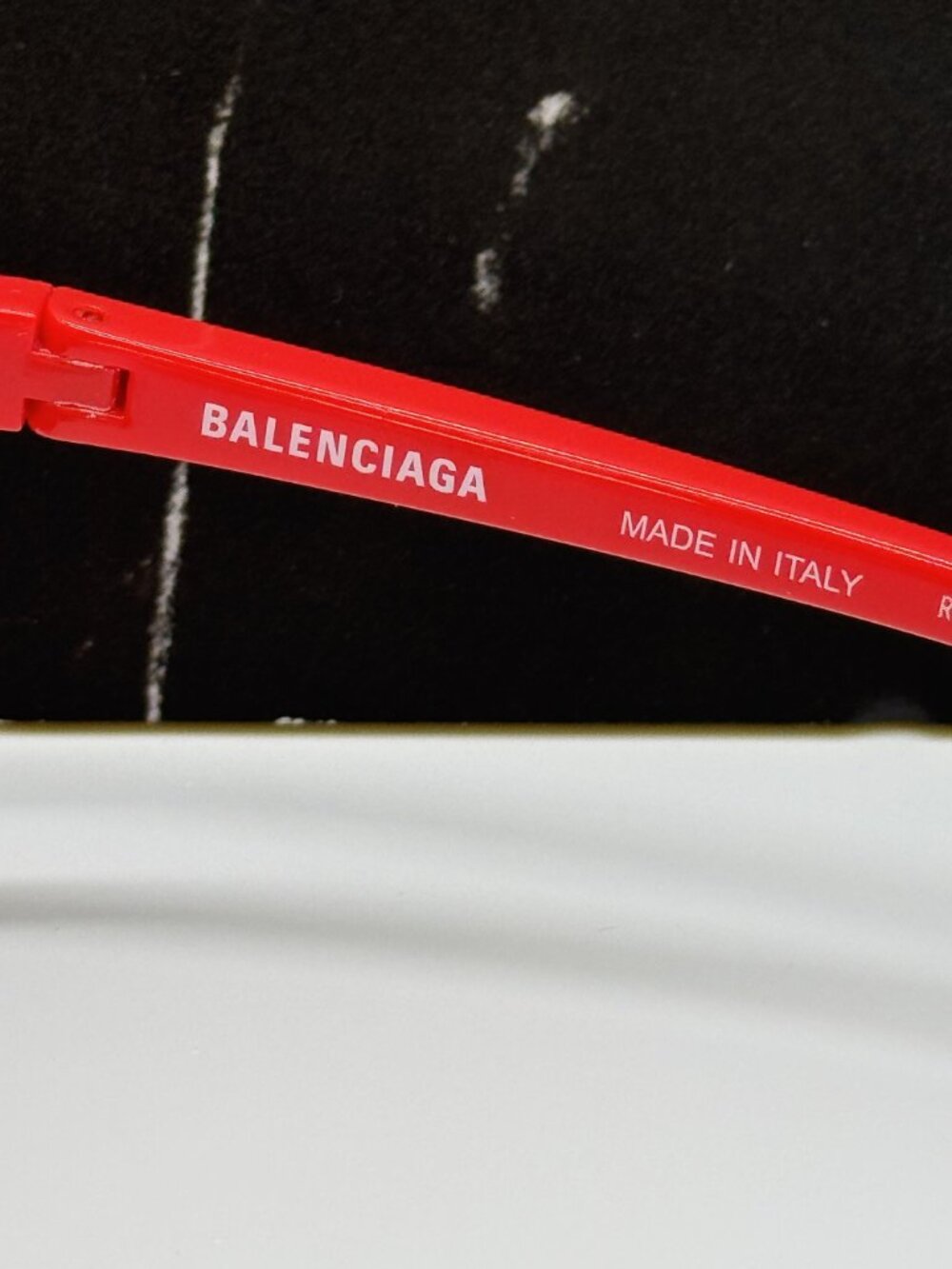 NEW BALENCIAGA BB0289S 005 RED GEOMETRIC UNISEX SUNGLASSES BALENCIAGA EYEWEAR - Picture 8 of 10